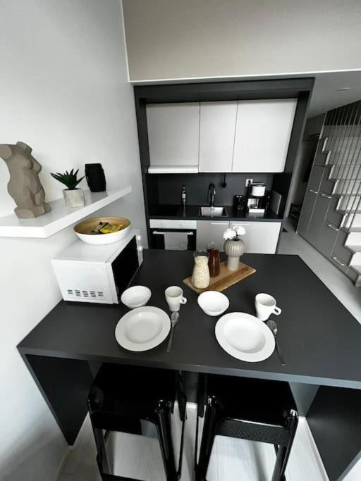 Cozy Penthouse Loft - Near The Airport Lejlighed Vantaa Eksteriør billede