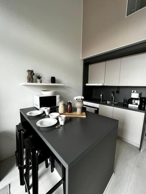 Cozy Penthouse Loft - Near The Airport Lejlighed Vantaa Eksteriør billede